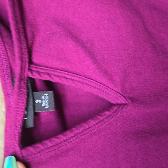 Torrid Foxy Berry Cut Out Off Shoulder Tee 3x - Picture 7 of 13